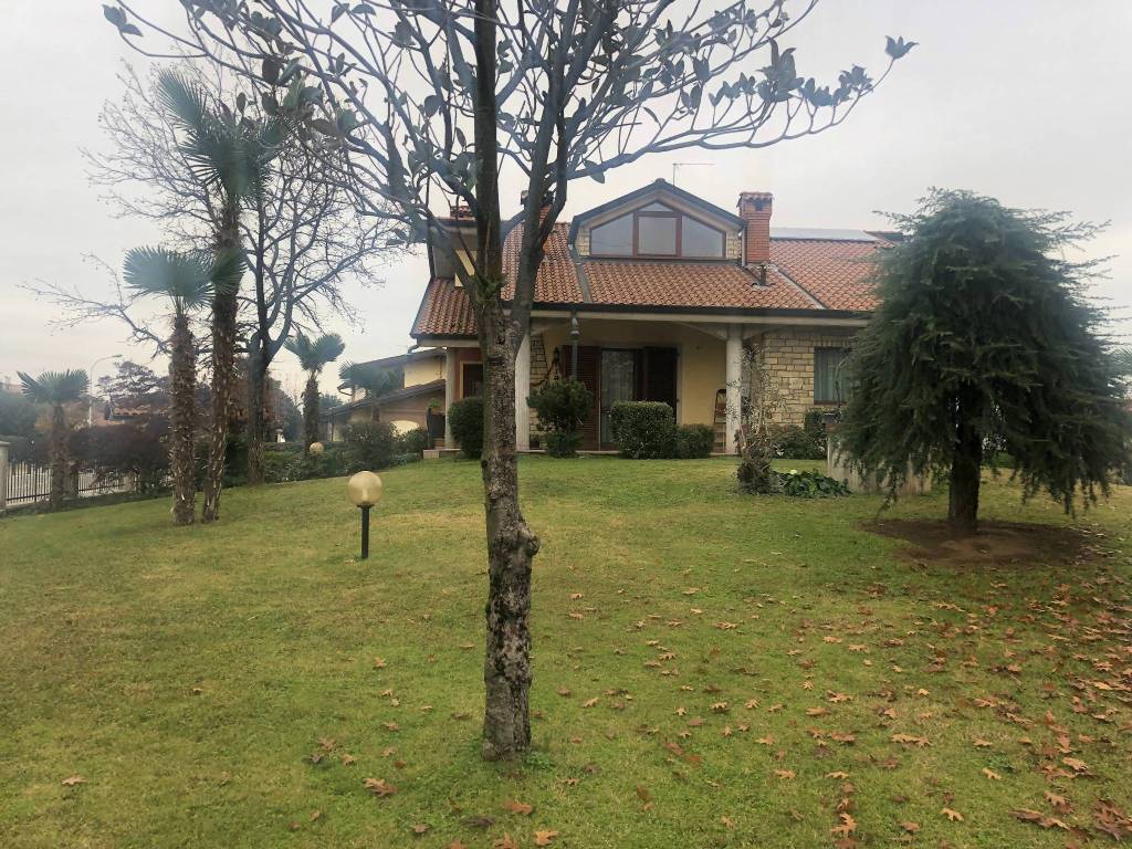 Villa a Osio Sopra - cod. 3665
