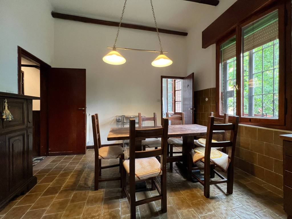 Immagine 2 Annuncio 192504424