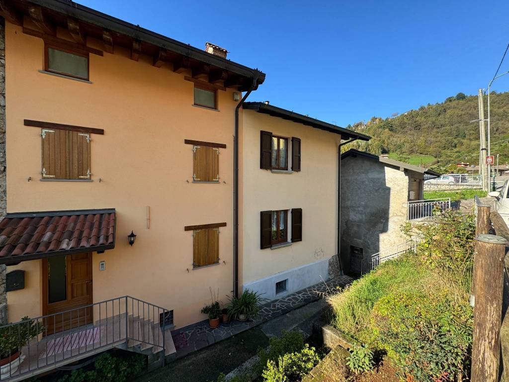 Casa indipendente a Zogno - cod. 3767