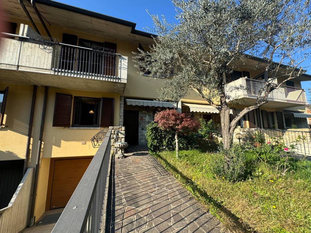 Villa a Schiera a Dalmine - cod. 3772