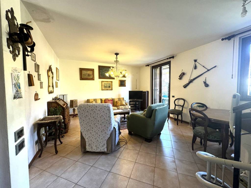 Villa a Schiera a Dalmine - cod. 3772