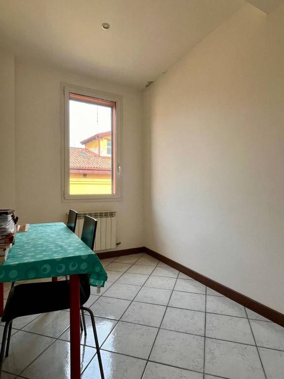 Immagine 22 Annuncio 192949496
