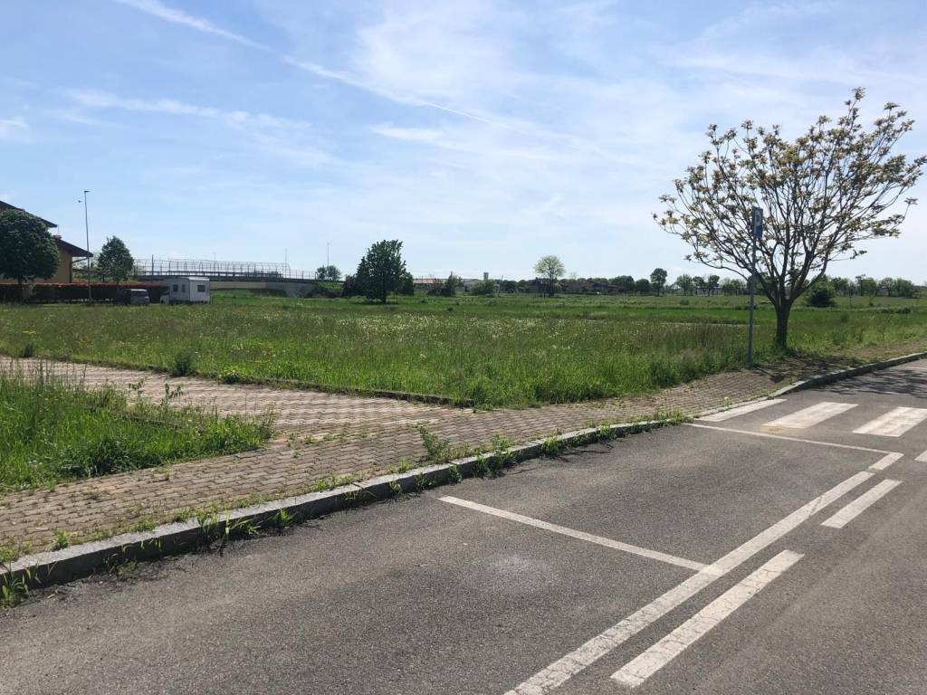 Terreno edificabile a Brusaporto - cod. 3796