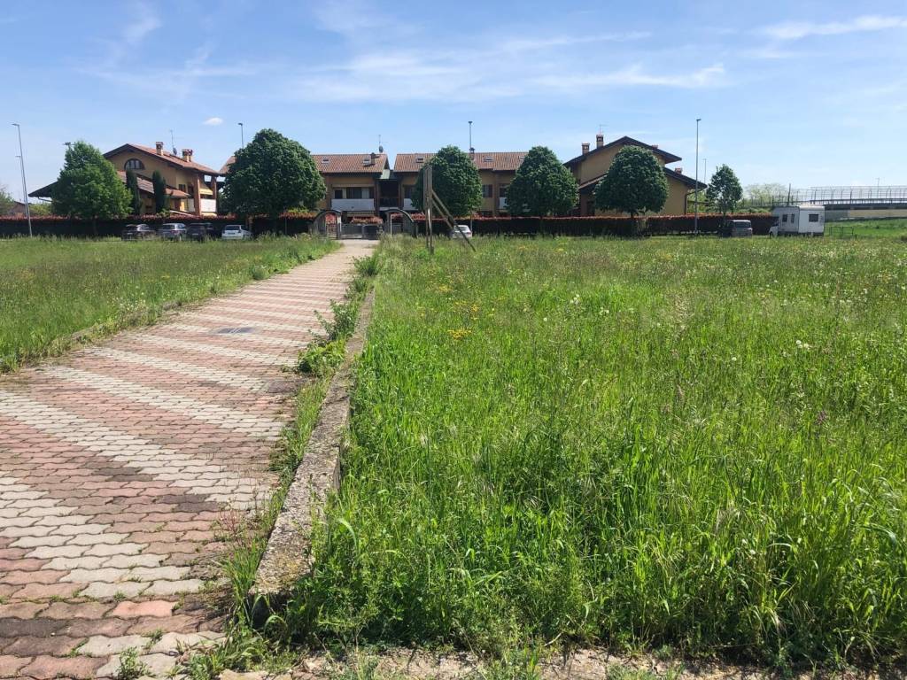 Terreno edificabile a Brusaporto - cod. 3796