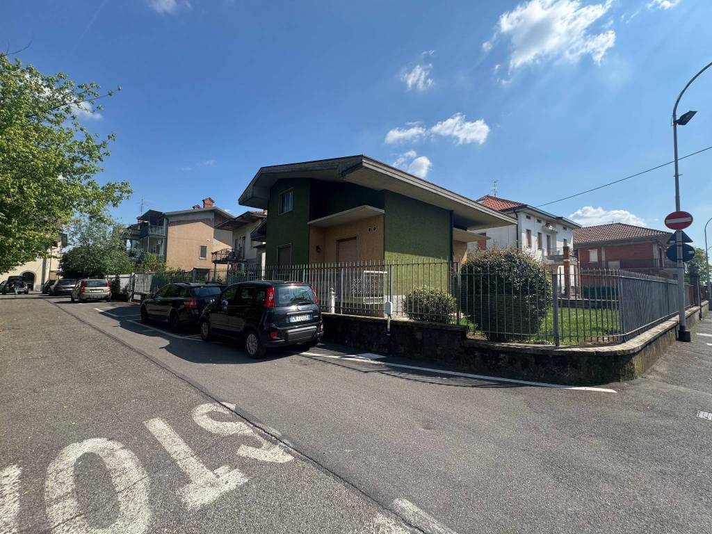Villa a Dalmine - cod. 3797