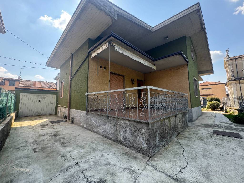 Villa a Dalmine - cod. 3797