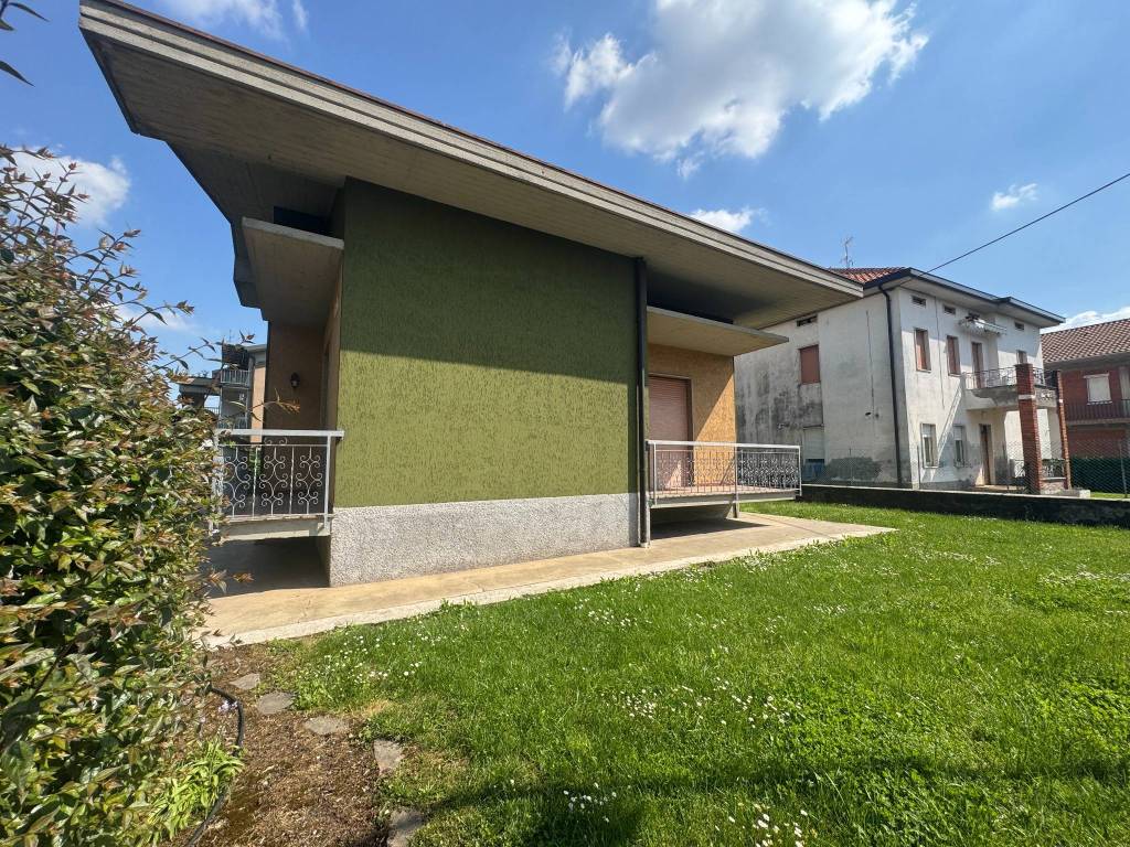 Villa a Dalmine - cod. 3797