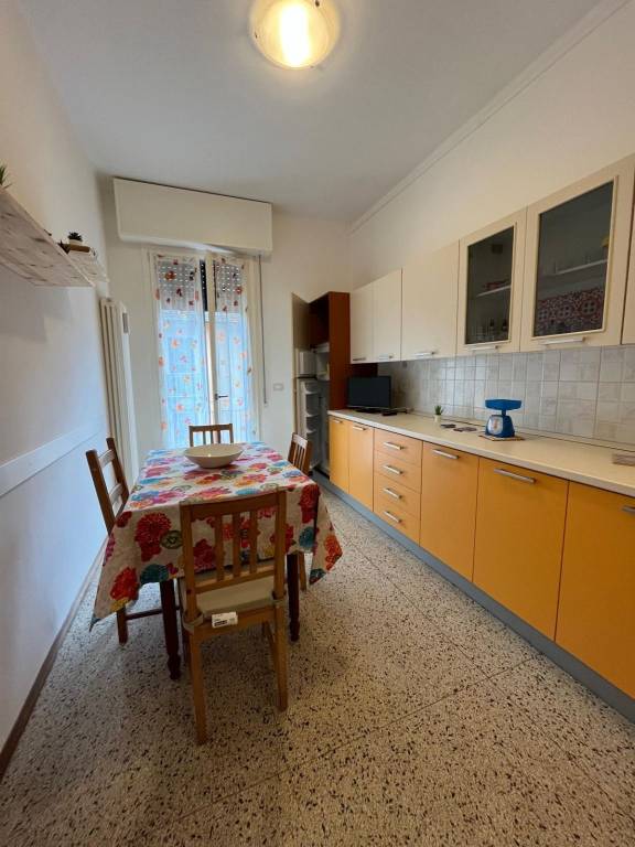 Immagine 0 Annuncio 192998325
