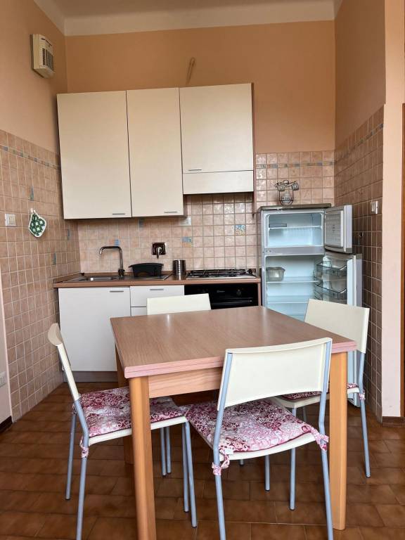 Immagine 2 Annuncio 193059130