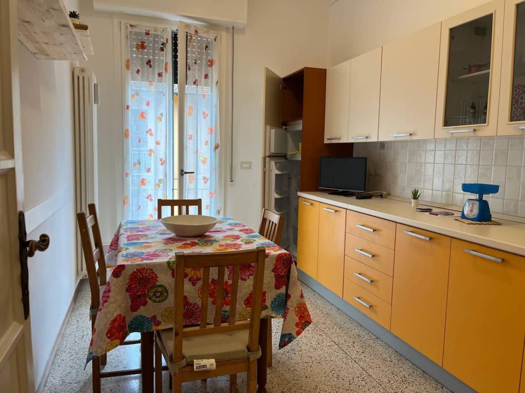 Immagine 1 Annuncio 193105788