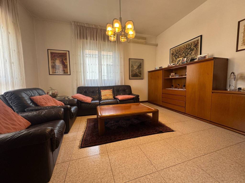 Villa a Dalmine - cod. 3804