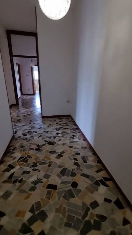 Immagine 4 Annuncio 193266898