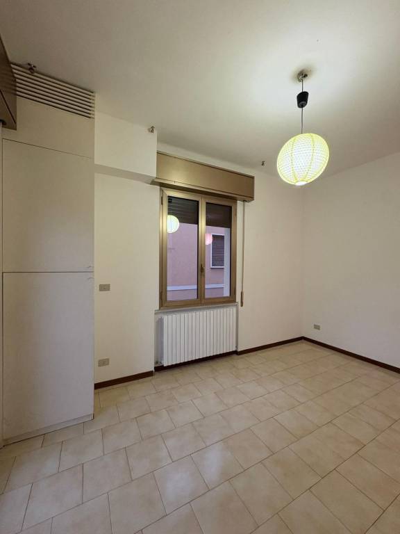 Immagine 4 Annuncio 193296436