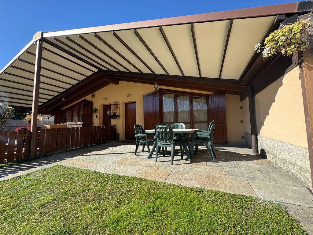 Villa a Levate - cod. 3818