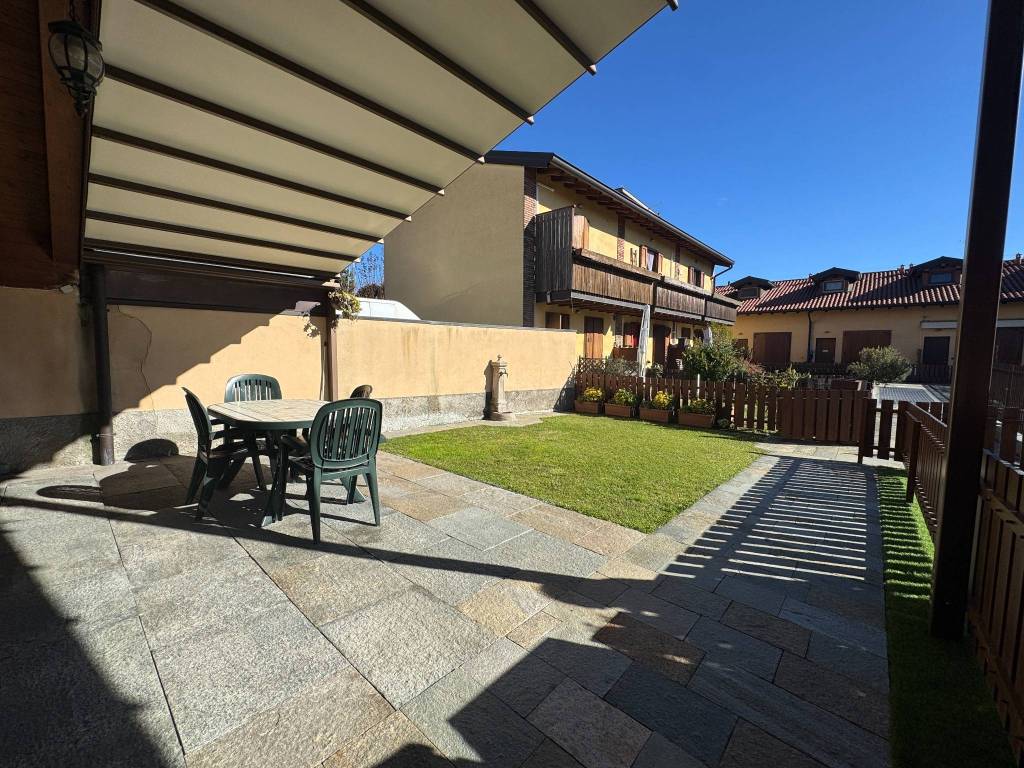 Villa a Levate - cod. 3818