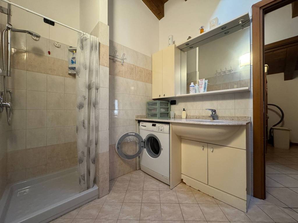 Villa a Levate - cod. 3818