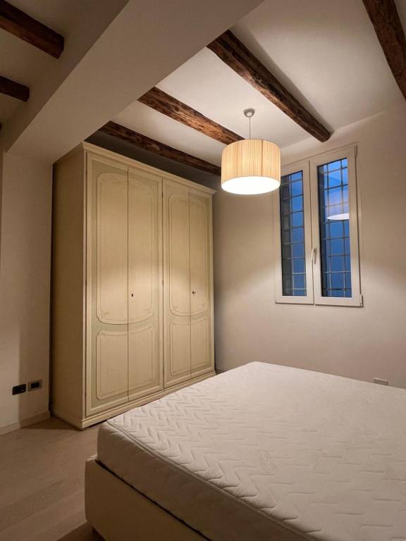 Immagine 2 Annuncio 193353799