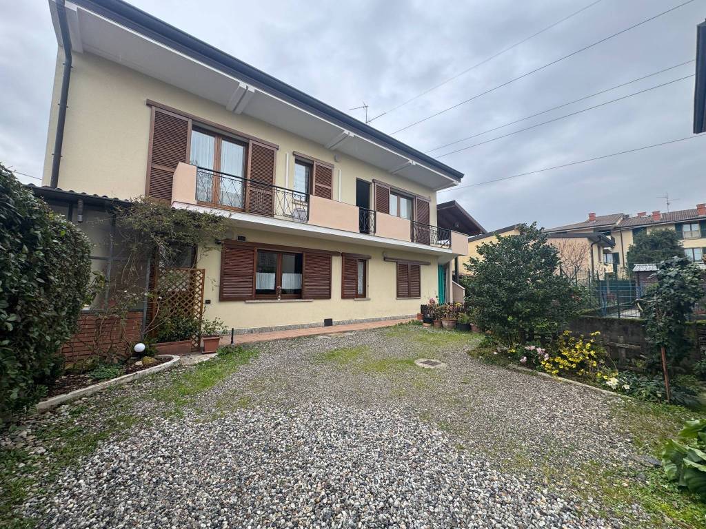 Villa a Dalmine - cod. 3834