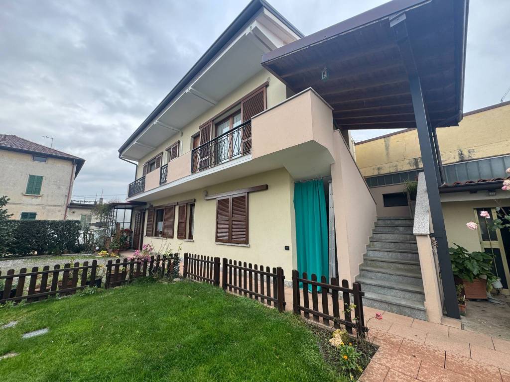 Villa a Dalmine - cod. 3834