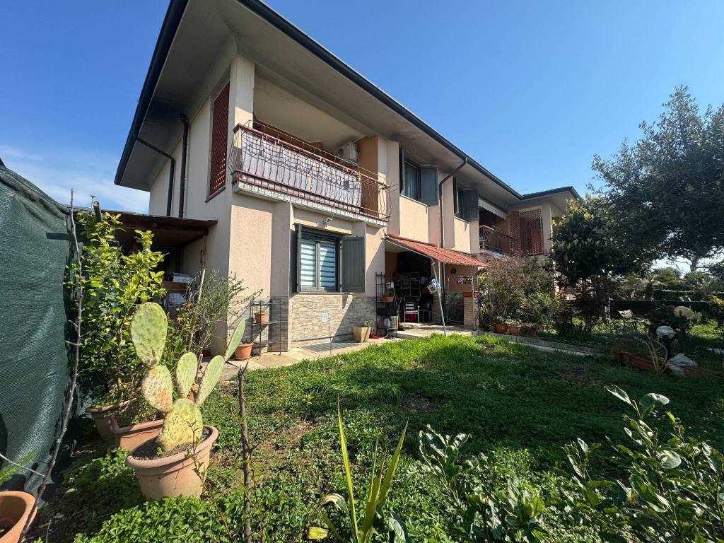 Villa a Schiera a Suisio - cod. 3835