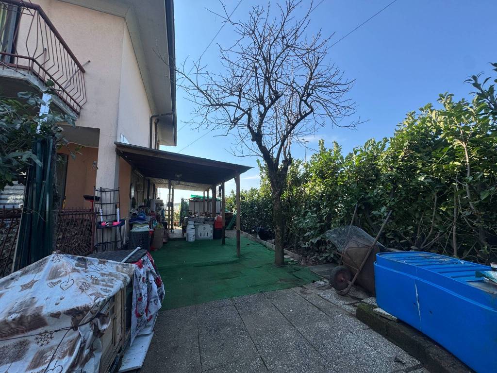 Villa a Schiera a Suisio - cod. 3835