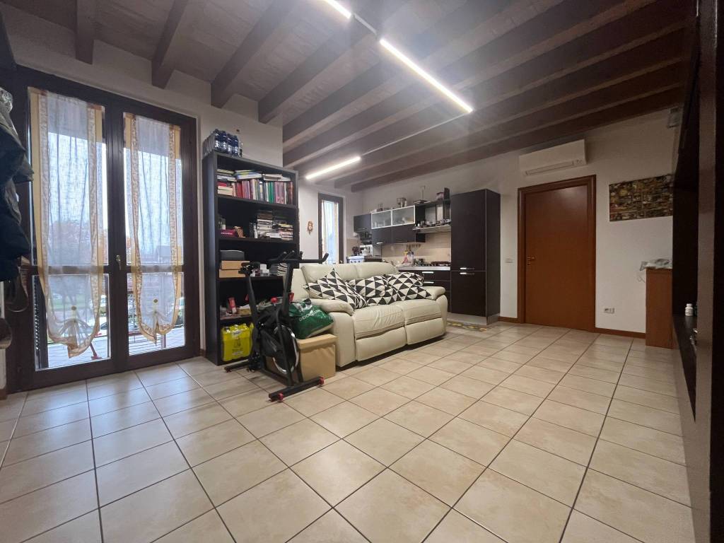 Bilocale a Liscate - cod. 3836