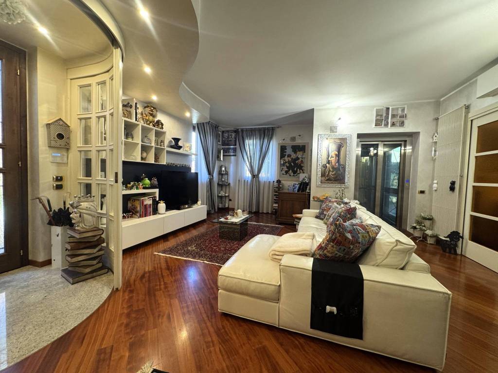 Villa a Dalmine - cod. 3837