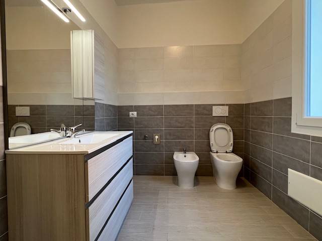 Immagine 7 Annuncio 193576109