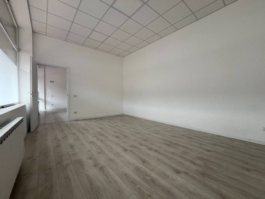 Negozio a Dalmine - cod. 3840