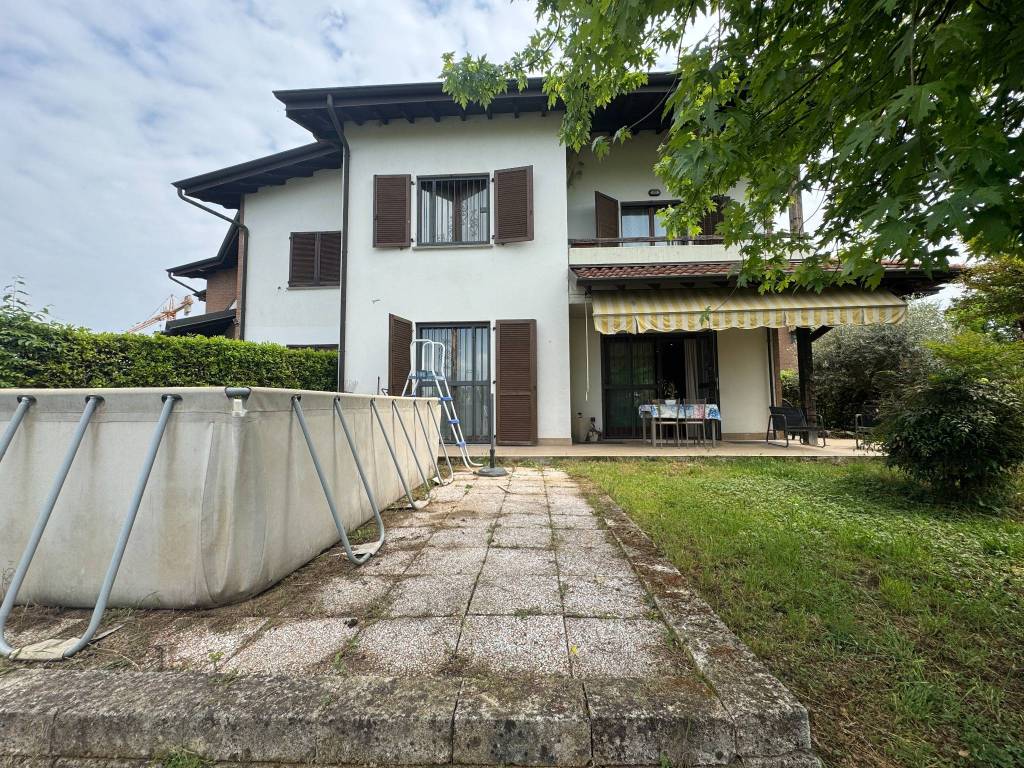 Villa a Dalmine - cod. 3844