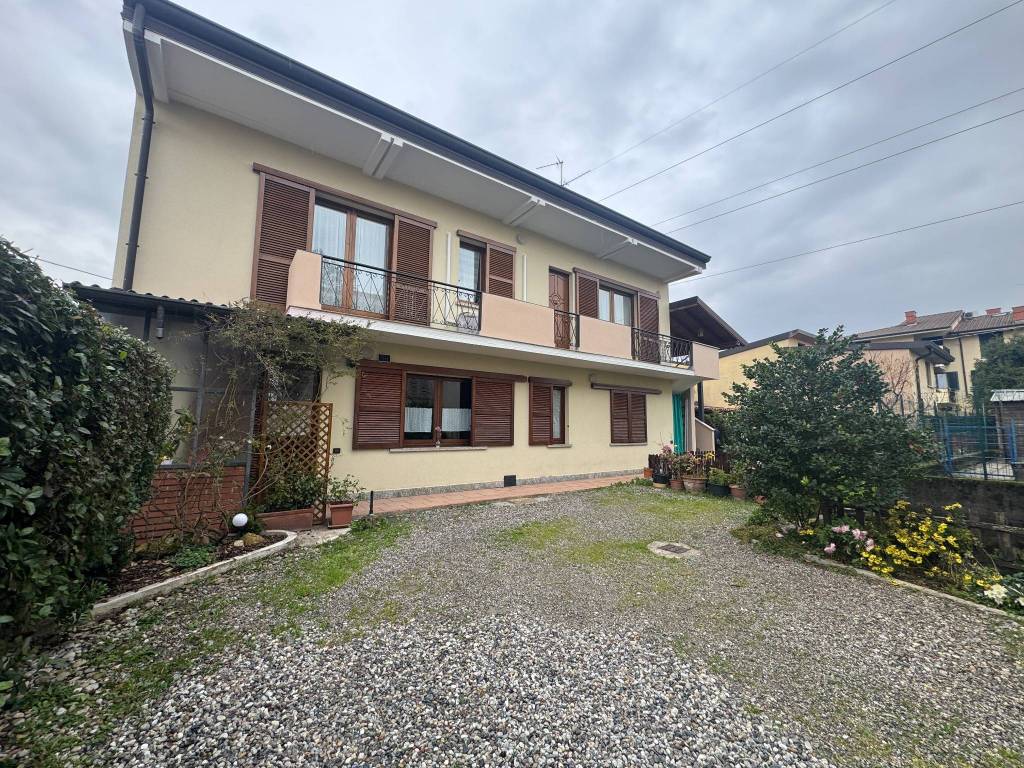 Villa a Dalmine - cod. 3845