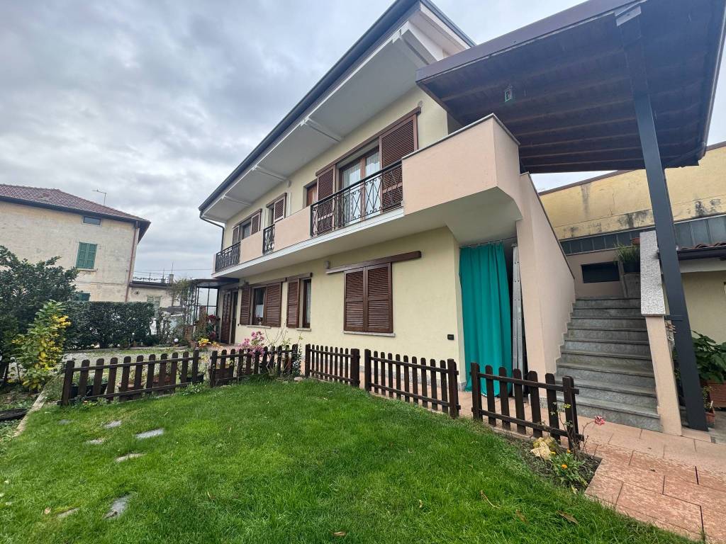 Villa a Dalmine - cod. 3845
