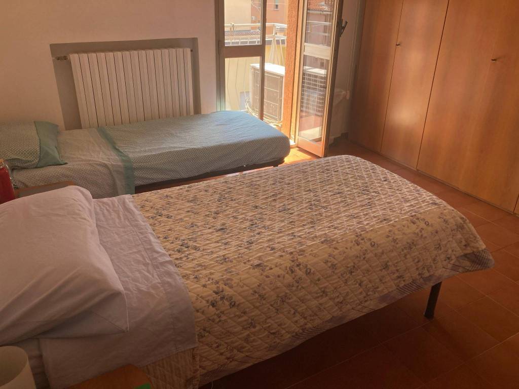 Immagine 1 Annuncio 193672660