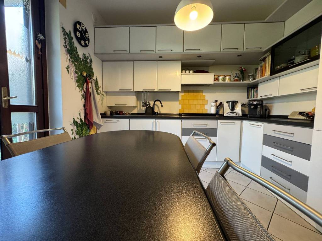 Villa a Schiera a Dalmine - cod. 3851
