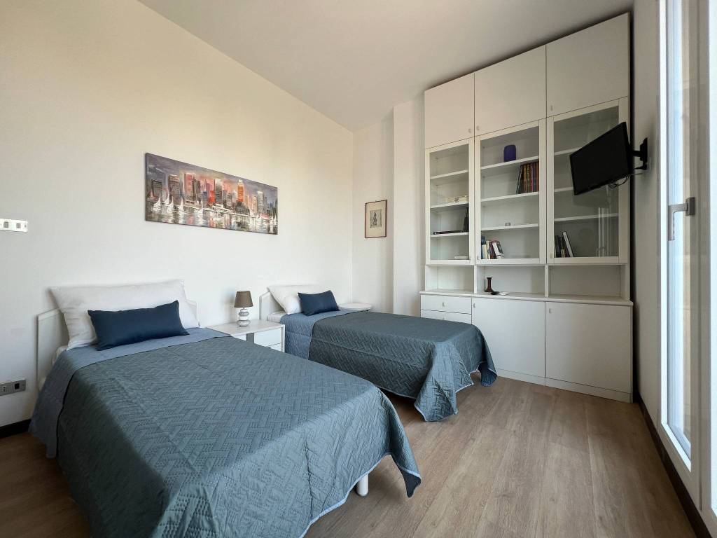 Immagine 14 Annuncio 193742198
