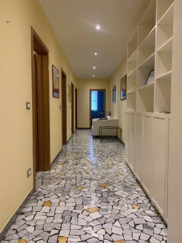 Immagine 3 Annuncio 193748725