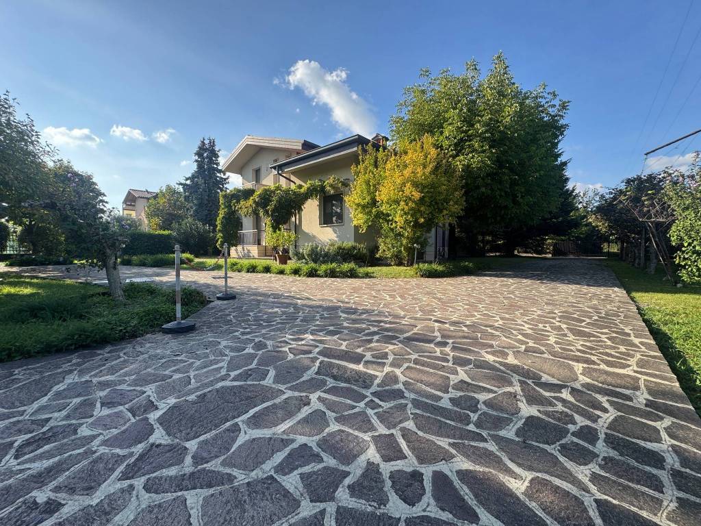 Villa a Treviolo - cod. 3860