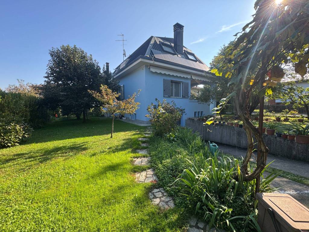 Villa a Inzago - cod. 3862