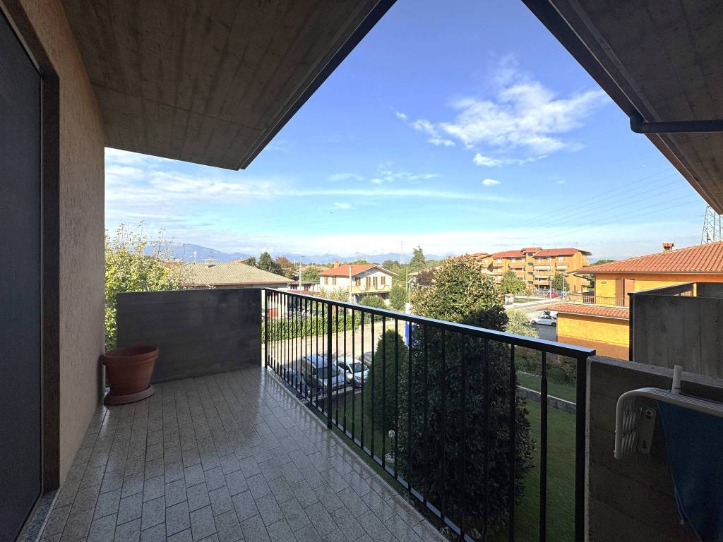 Trilocale a Madone - cod. 3864