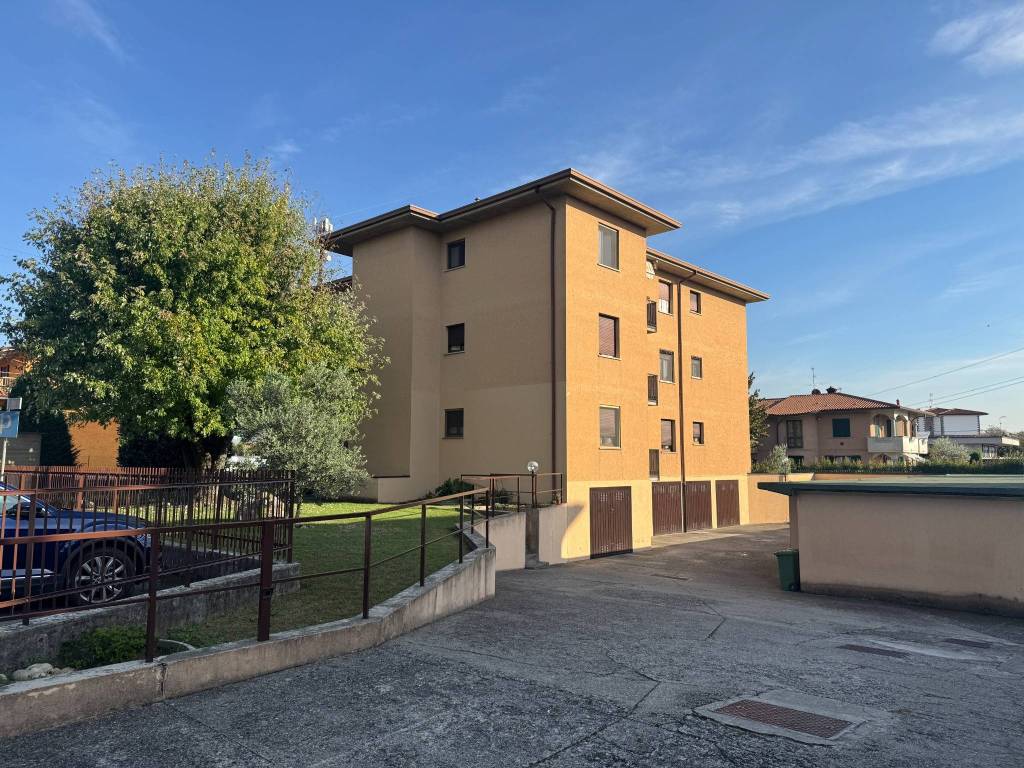Trilocale a Madone - cod. 3864