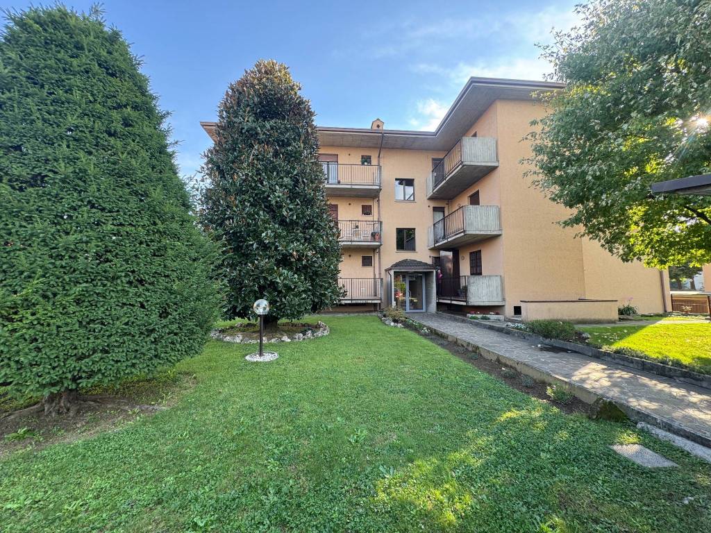 Trilocale a Madone - cod. 3864