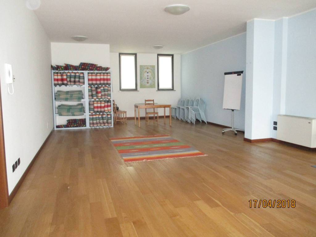 Negozio a Dalmine - cod. 3431