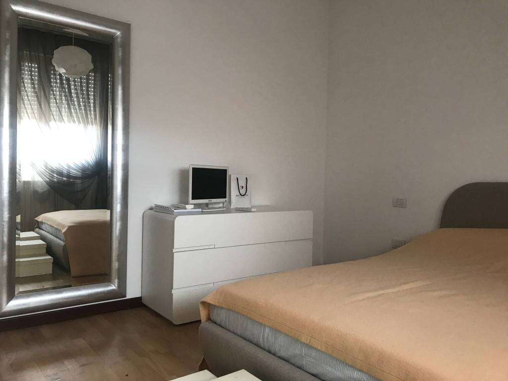 Immagine 1 Annuncio 193019223