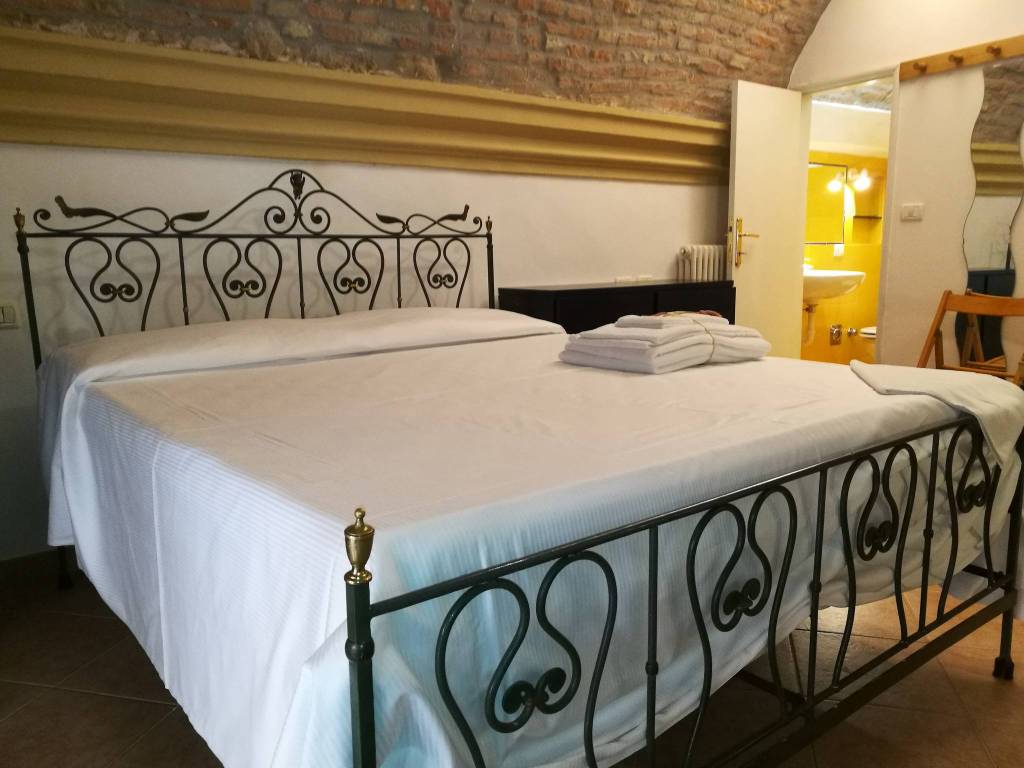 Immagine 1 Annuncio 188689394